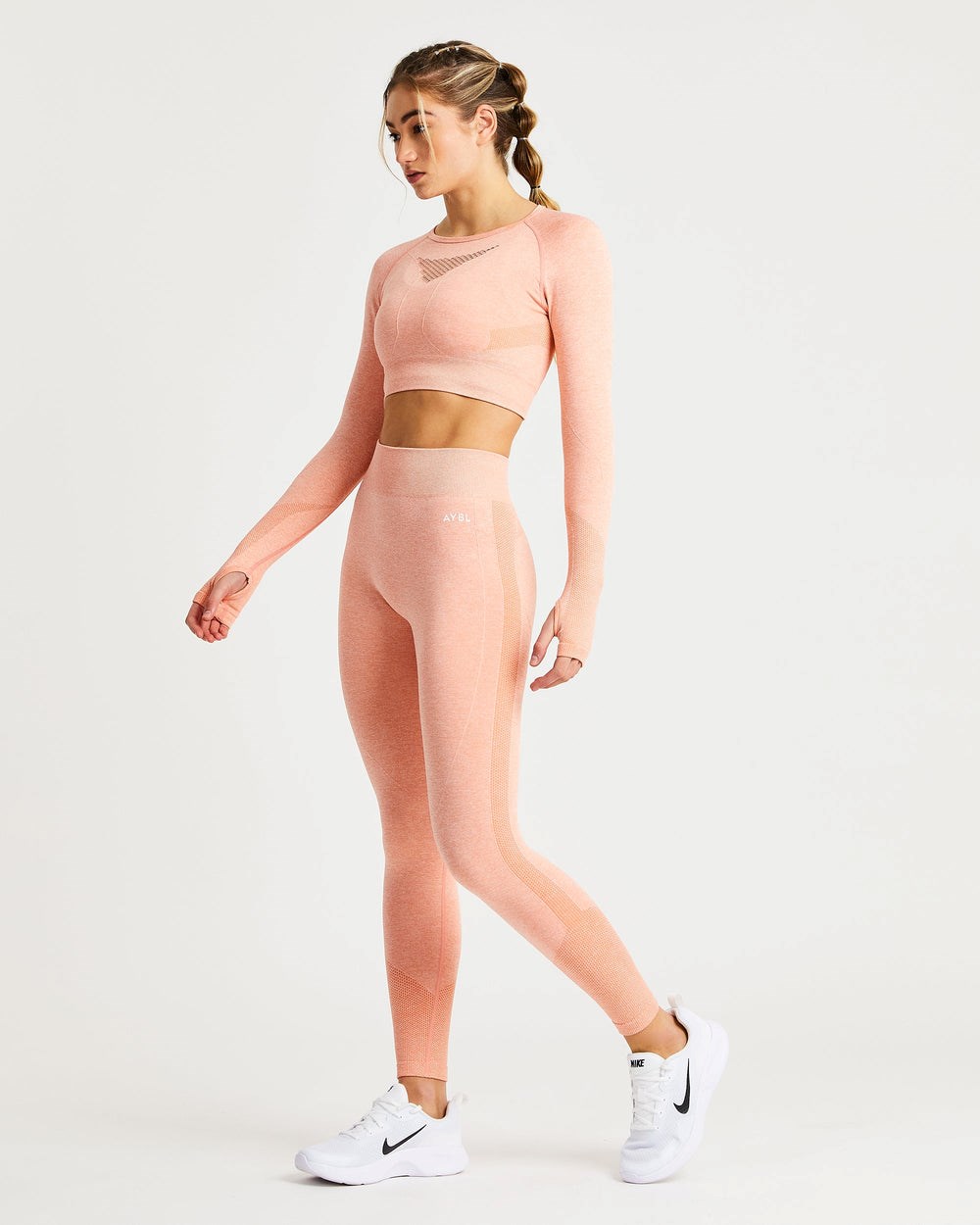 AYBL Motion Seamless Long Sleeve Crop Top Peach Marl | 948-KBYMIT