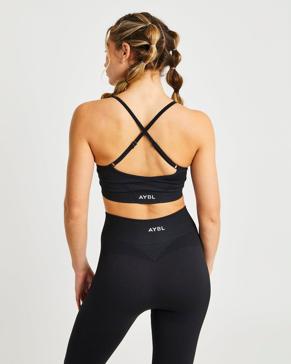 AYBL Motion Seamless Sports Bra Schwarz | 180-WRAMXC