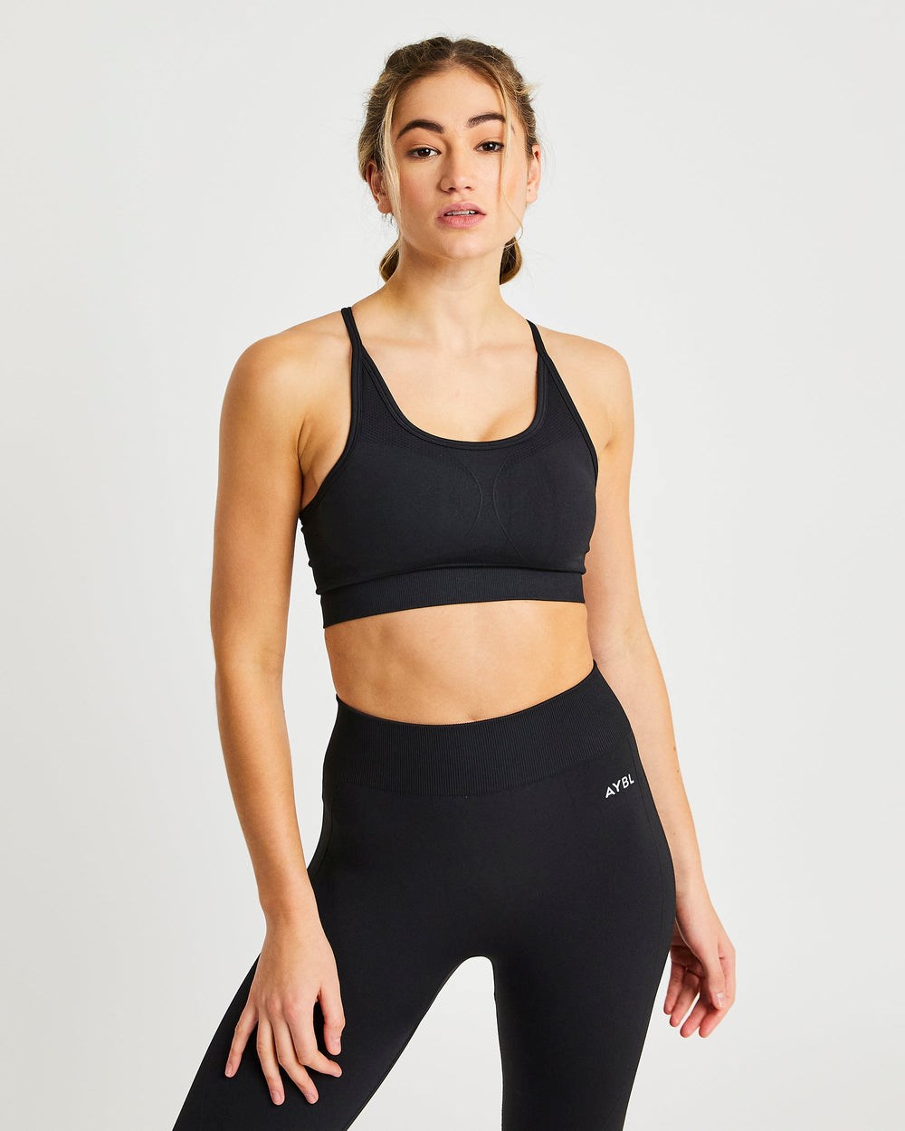 AYBL Motion Seamless Sports Bra Schwarz | 180-WRAMXC