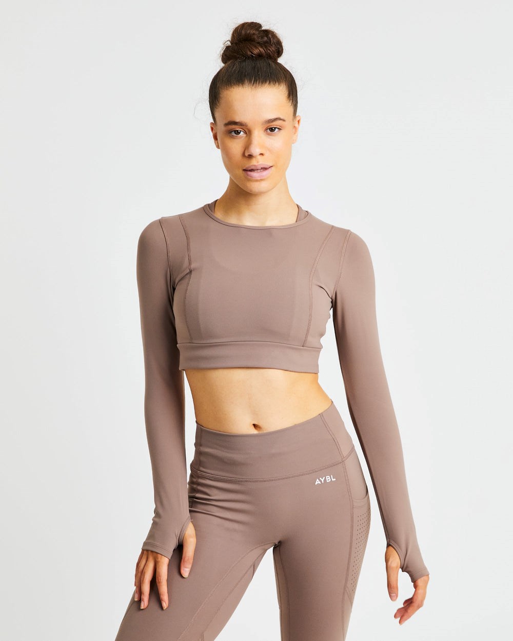 AYBL Pace Long Sleeve Crop Top Braun | 107-TCYGJO