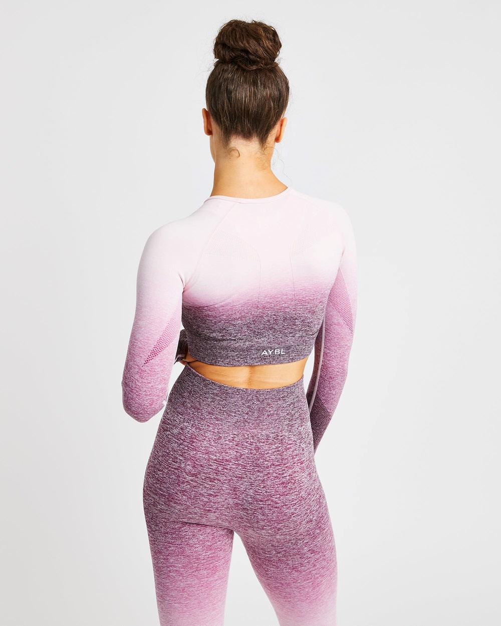 AYBL Pulse Ombré Seamless Long Sleeve Crop Top Plum | 741-YPLJHA