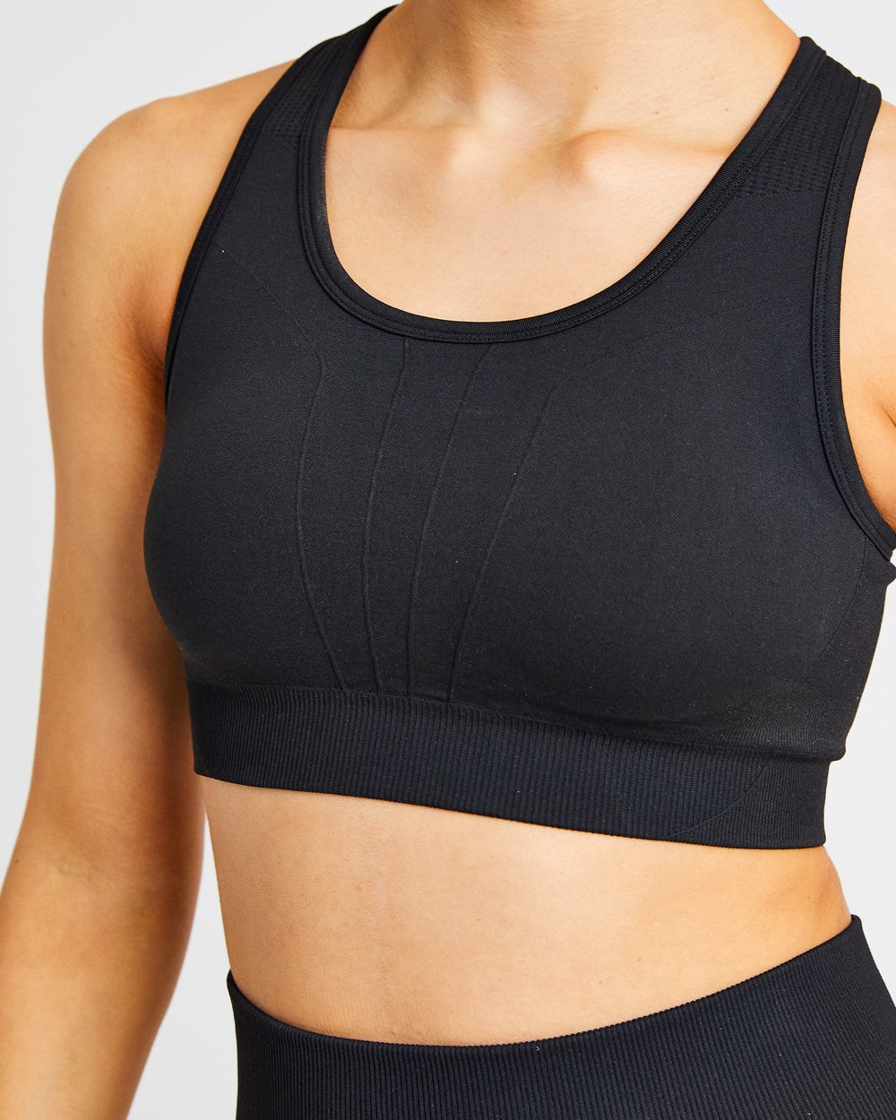 AYBL Pulse Seamless Sports Bra Schwarz | 285-HTADXQ