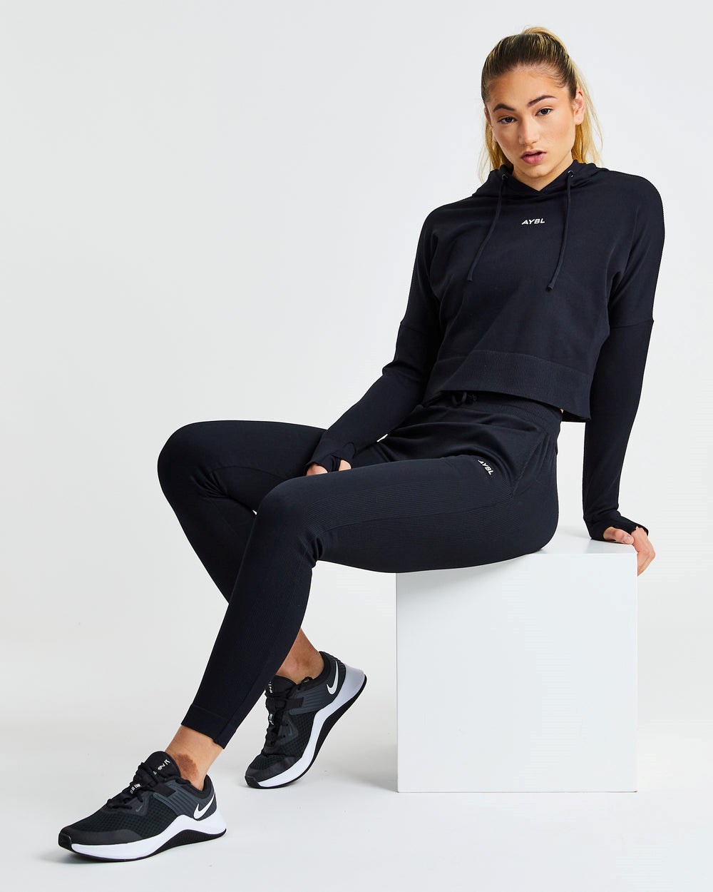 AYBL Recovery Joggers Schwarz | 293-CBLQRT