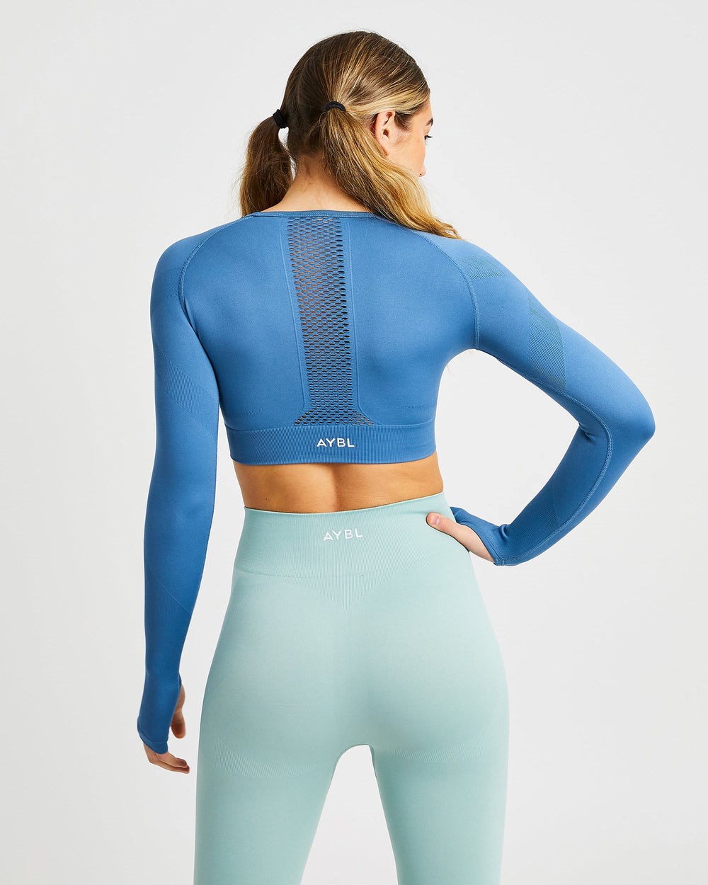 AYBL Reform Seamless Long Sleeve Crop Top Blau | 956-CZXSTG