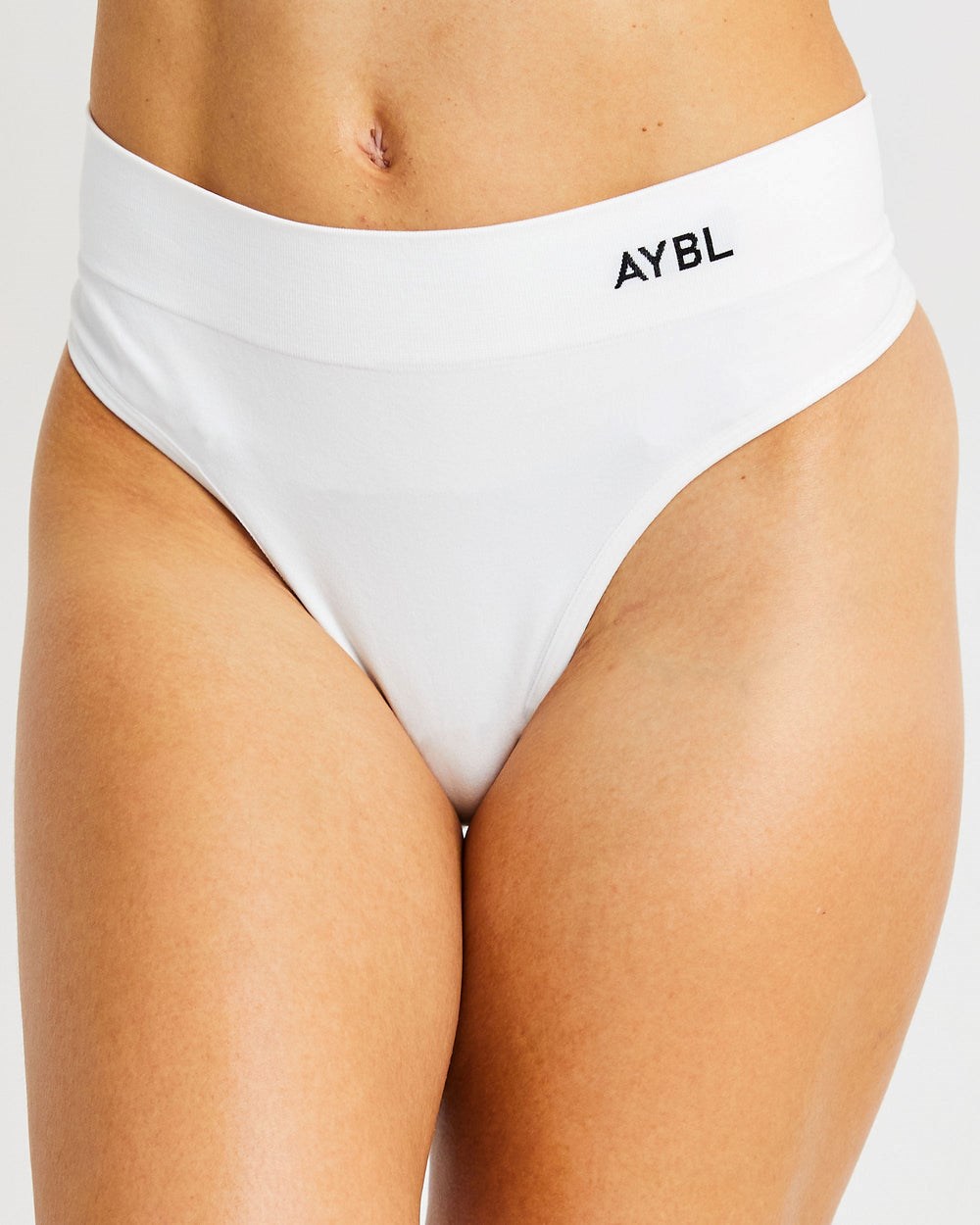 AYBL Seamless High Rise Tanga Weiß | 574-QCFBIA