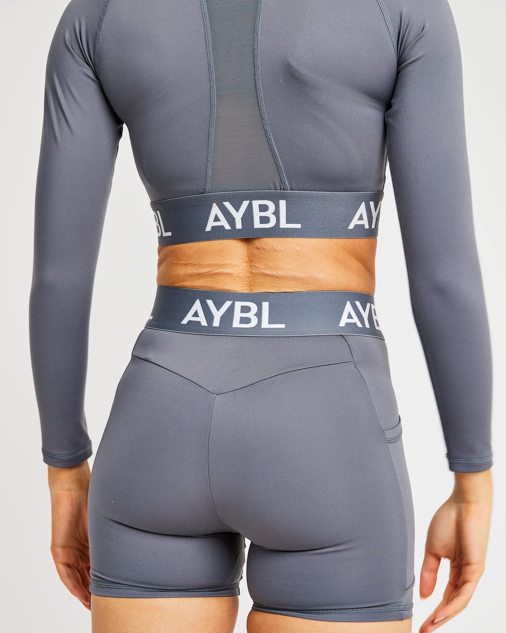 AYBL Sport Long Sleeve Crop Top Grau | 126-LUIFNZ