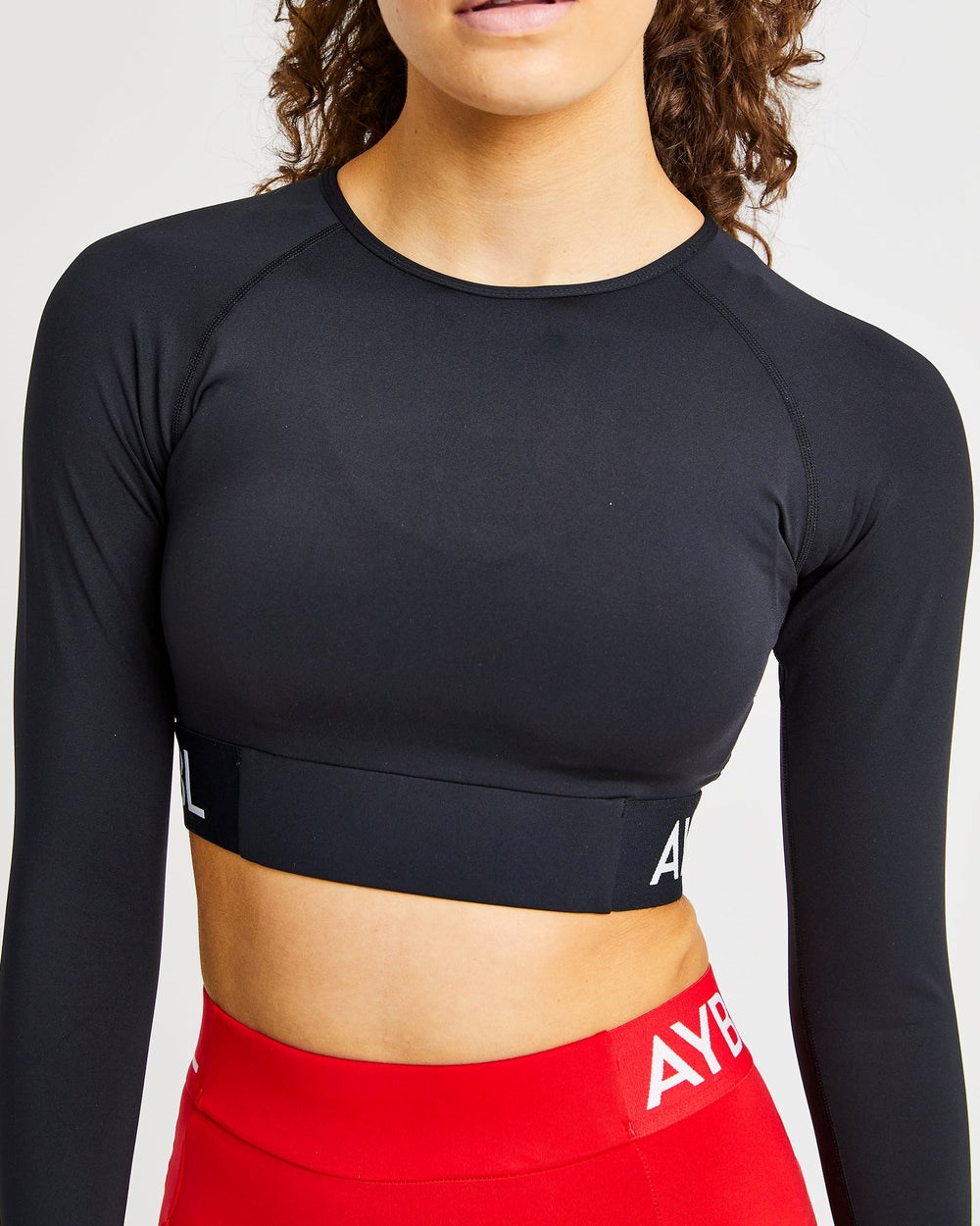 AYBL Sport Long Sleeve Crop Top Schwarz | 547-BUGMYW