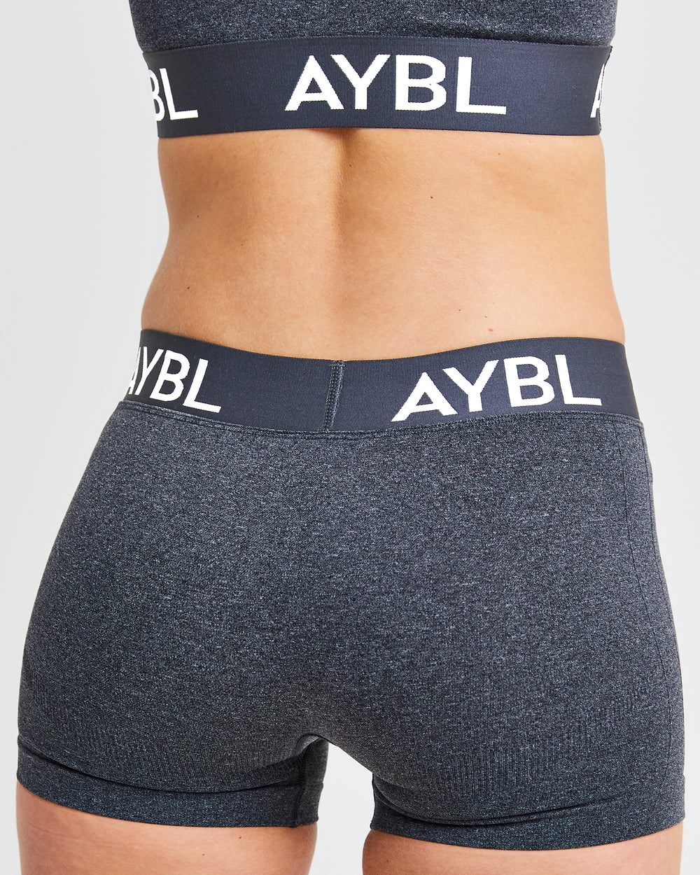 AYBL Staple Seamless Low Rise Shorts Schwarz | 925-LJHZQW